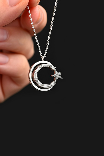 SİLVERA TELKARİ Türk Bayrağı Gümüş Kolye Baget Taşlı Kadın Ay Yıldız Kolye 92...