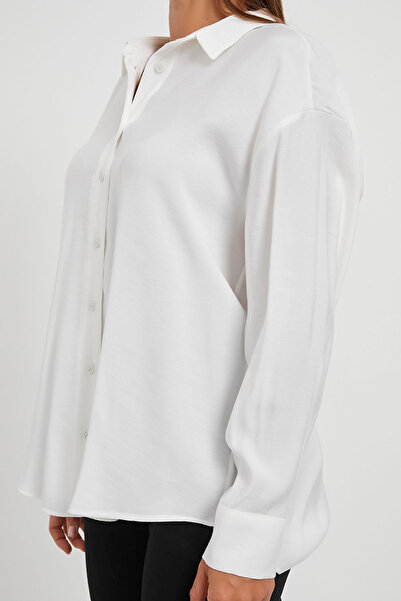 Arma Life Women's Long Sleeve Basic Polo Neck White Loose Shirt