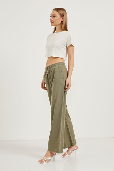Arma Life Women's Elastic Waist Wide Leg Baggy Khaki Trousers