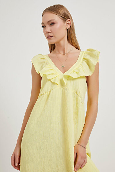 Arma Life Rochie lungă galbenă, fără mâneci, cu decolteu în V, cu volane