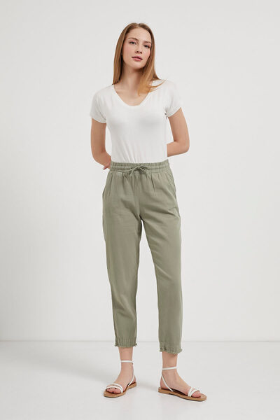 Arma Life Women's Elastic Waist Natural Fabric Khaki Carrot Pants