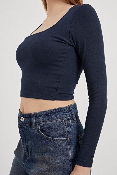 Arma Life Жіночий базовий кроп-топ з довгими рукавами та квадратним вирізом