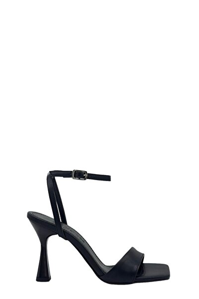 Moulin Shoes 010 240098 Black
