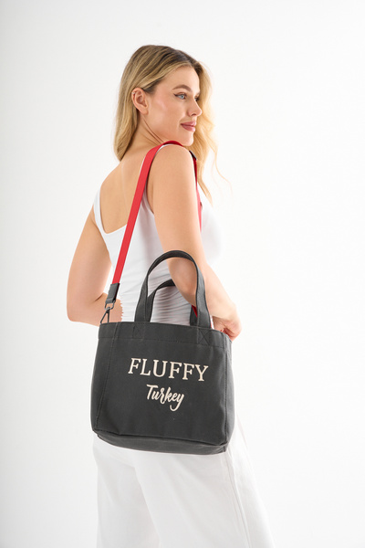 MUTE BAG Geantă de mână pentru școală din pânză ceară neagră brodata + curea reglabilă (L:27/40 L:23)