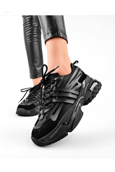 SEEM Γυναικεία αθλητικά παπούτσια Anita με ψηλή σόλα σε μαύρο χρώμα