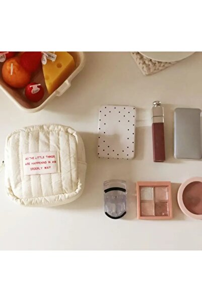 Asya حقيبة مكياج صغيرة للنساء باللون البيج مع سحاب ومقسم داخلي