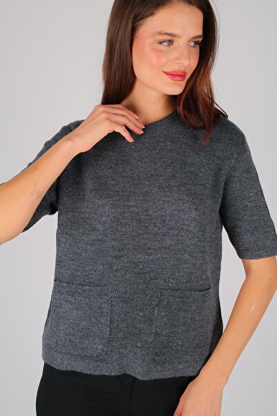 FACETTE Women's Anthracite Short Sleeve Pocket Detail Sweater