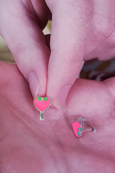 TEK TARZIM TAKI Pembe Kalpli Rodyum Renk Klipsli Gümüş Çocuk J Küpe (2 - 8 YAŞ)