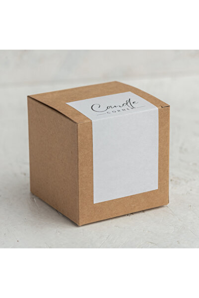 Candle Corner Lumânare parfumată lucrată manual din ceară de soia 100% naturală, Tămâie neagră, Recipient ceramic alb