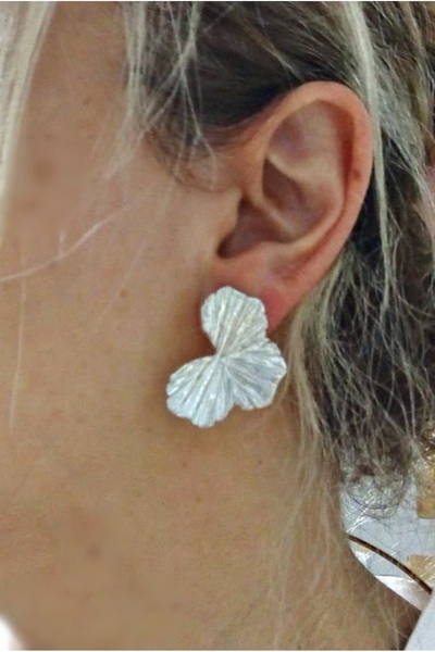mos&more Silver Half Leaf Stylish Earrings