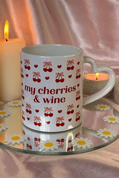 Cool Stuff كوب لانا ديل راي بتصميم قلب الكرز