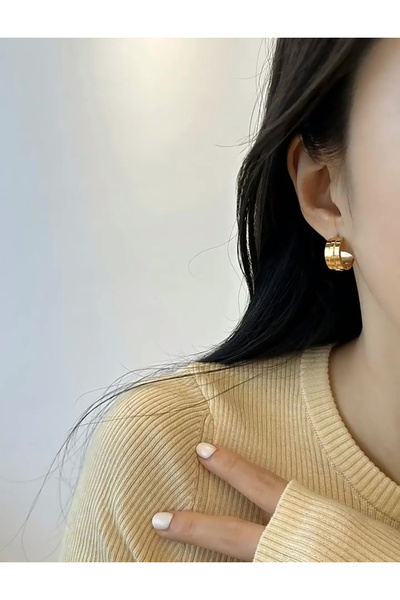 Siya Silver Kararmaz Çelik Gold Renk Üç Sıralı Unisex Minimal Halka Küpe-1,3 cm