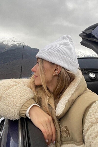 Goldmine Унісекс приталена м'яка базова шапка