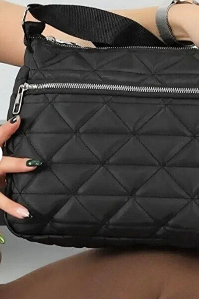 La'Graccia Fermuarlı İki Bölmeli Şık ve Kullanışlı Kadın Kapitone Siyah Omuz Çantası