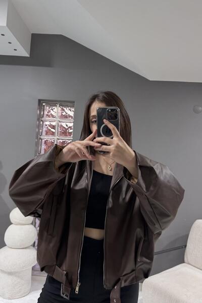 Jaglion Δερμάτινο μπουφάν Luvren Trend oversized Bomber με ζώνη