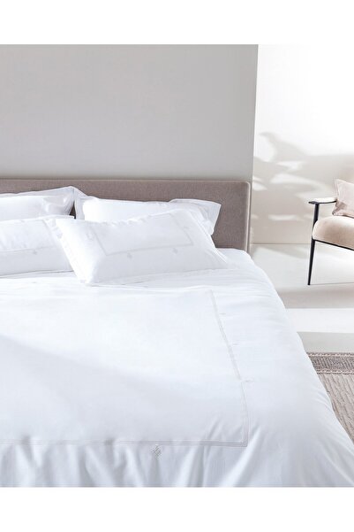 Madame Coco Lilas Doppeltes besticktes Satin-Bettbezug-Set - Hellgrau