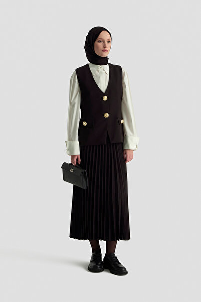 Armine Stylish Suit with Large Gold Buttons and Pleated Skirt for Autumn-Winter