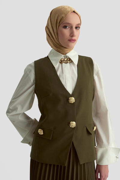 Armine Stylish Suit with Large Gold Buttons and Pleated Skirt for Autumn-Winter