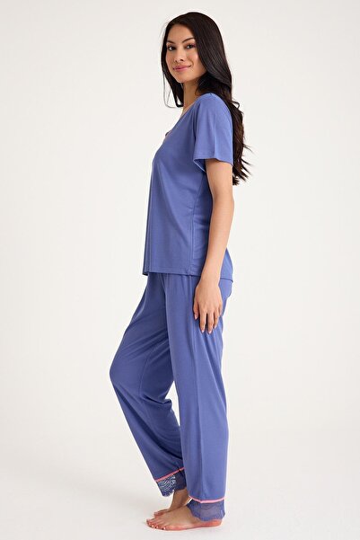 Amarelle Set de pijamale din viscoză gri albastru cu decolteu în V cu detaliu din dantelă