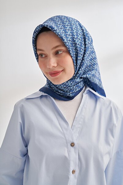 ARMANDA Шал от коприна с карета Rua Pattern 4314-тъмно синьо-бежов