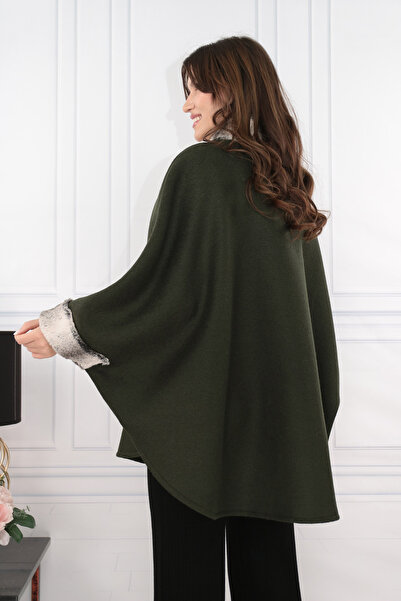 Vanessa Line RO Olive wool poncho with fur on the cuffs and collar