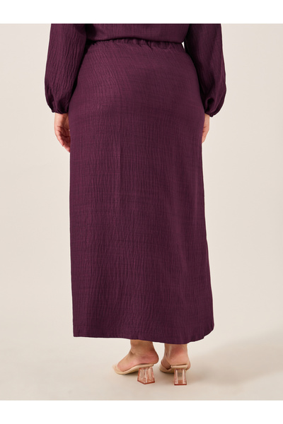 Styli Plus Size Textured Maxi Skirt