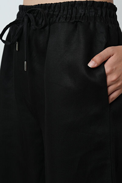 Orfeo Negro Women's Wide Leg Elastic Waist Lace-Up Solid Color Trousers