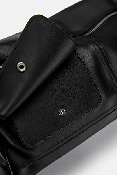 Pull & Bear Multi-panel shoulder bag