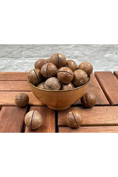 Nuts المكاديميا مع القشرة (1 كجم)