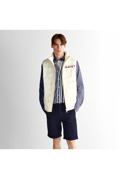 Gant Erkek Krem Regular Fit Dik Yaka Logolu Yelek