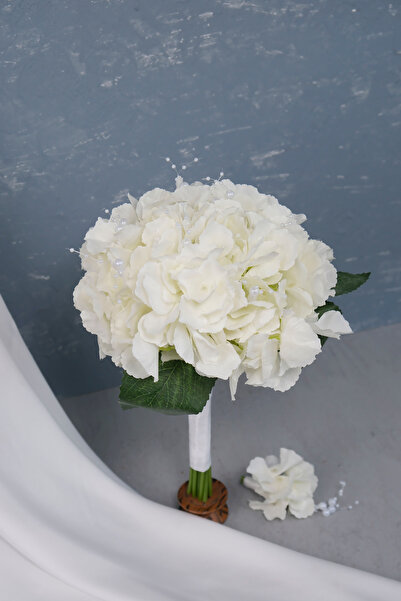 Uğur Gelin Buketi İncili Beyaz Ortanca Gelin Buketi