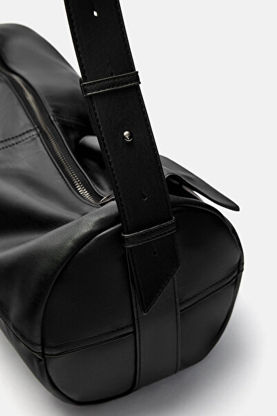 Pull & Bear Multi-panel shoulder bag