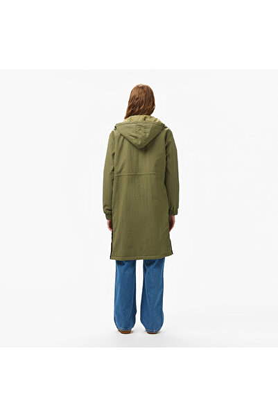 Lacoste Kadın Kapüşonlu Yeşil Yağmurluk