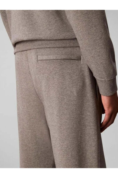 Calvin Klein Erkek Rahat Kalıp Beli ve Paçası Lastikli %100 Pamuklu Gri Eşofman Altı LV04RD241G-P7E