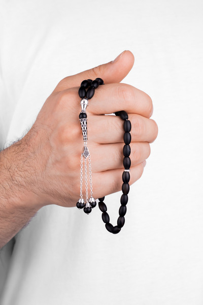 So CHIC... Rozariu din argint placat cu aur alb de 18 carate cu piatră de onix