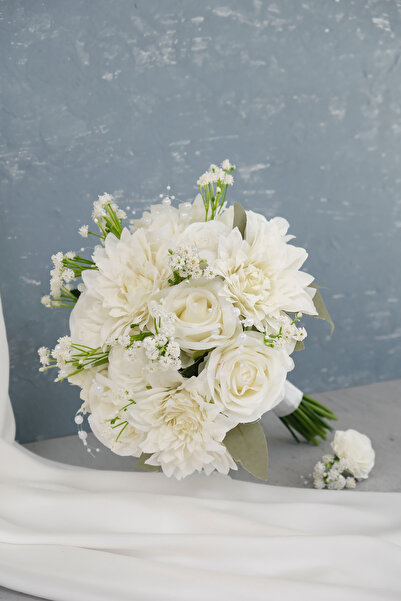 Uğur Gelin Buketi Zarif Beyaz Gül Gelin Buketi