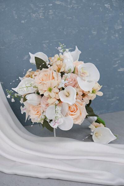 Uğur Gelin Buketi Lale Gala Gül Soft Beyaz Gelin Çiçeği