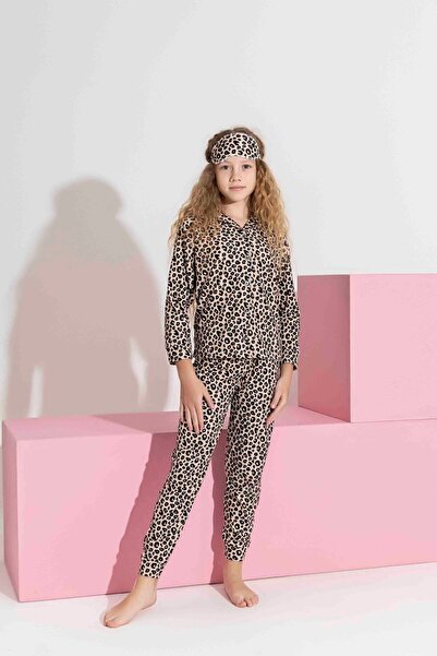 Tarık Women's Beige Leopard Patterned Front Buttoned Mother-Daughter Combination Suede Velvet Winter Warm Pajama Set