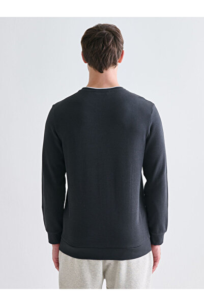 LC Waikiki Timeless Store: Timeless Recommendations |   Crew Neck Long Sleeve Men's Sweatshirt