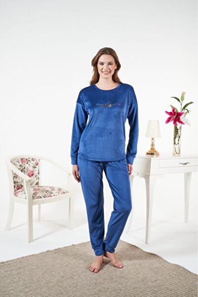 Estiva Women's Winter Velvet Pajama Set