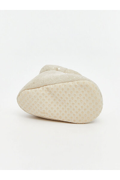 LC Waikiki Pelüş Kız Bebek Ev Botu Panduf