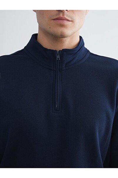 LC Waikiki Λαμπερές επιλογές από το Shining Store | Ανδρικό χοντρό φούτερ με ψηλό γιακά και μακριά μανίκια