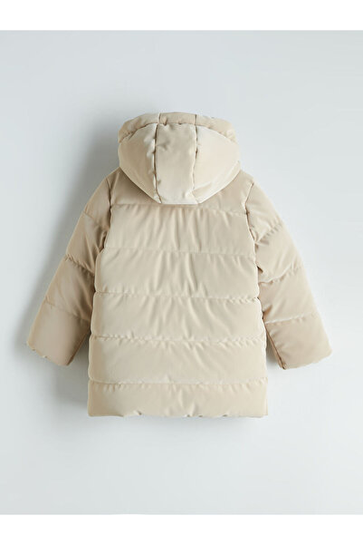 LC Waikiki Shining Store'dan Işıltılı Seçimler | Kapüşonlu Kız Çocuk Mont