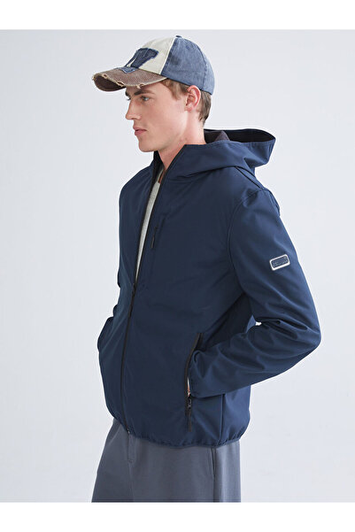 LC Waikiki Lacivert Standart Kalıp Kapüşonlu Erkek Mont