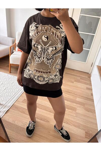 Kelebek Baskılı T-shirt