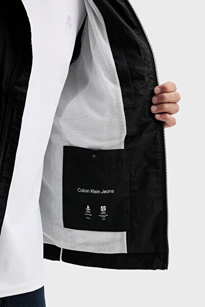 Calvin Klein Erkek Marka Logolu Şık Görünüşlü Kış Kullanımına Uygun Siyah Mont LV04RC505G UB1