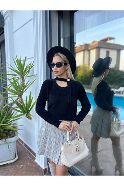 For Angels Knitted Sweater with Tie Collar and Stone Accessories