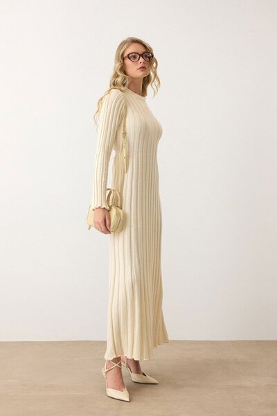 VAGGON Kadın Krem Düz Kesim Uzun Kollu Triko Elbise Vs00887