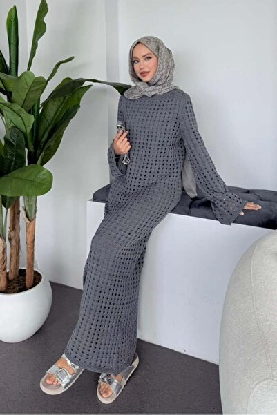 Puella فستان ميدي محبوك بتفاصيل مفرغة وطيات للنساء