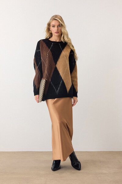 VAGGON Női barna kockás mintás puha textúrájú túlméretezett kötöttáru pulóver Vs00946